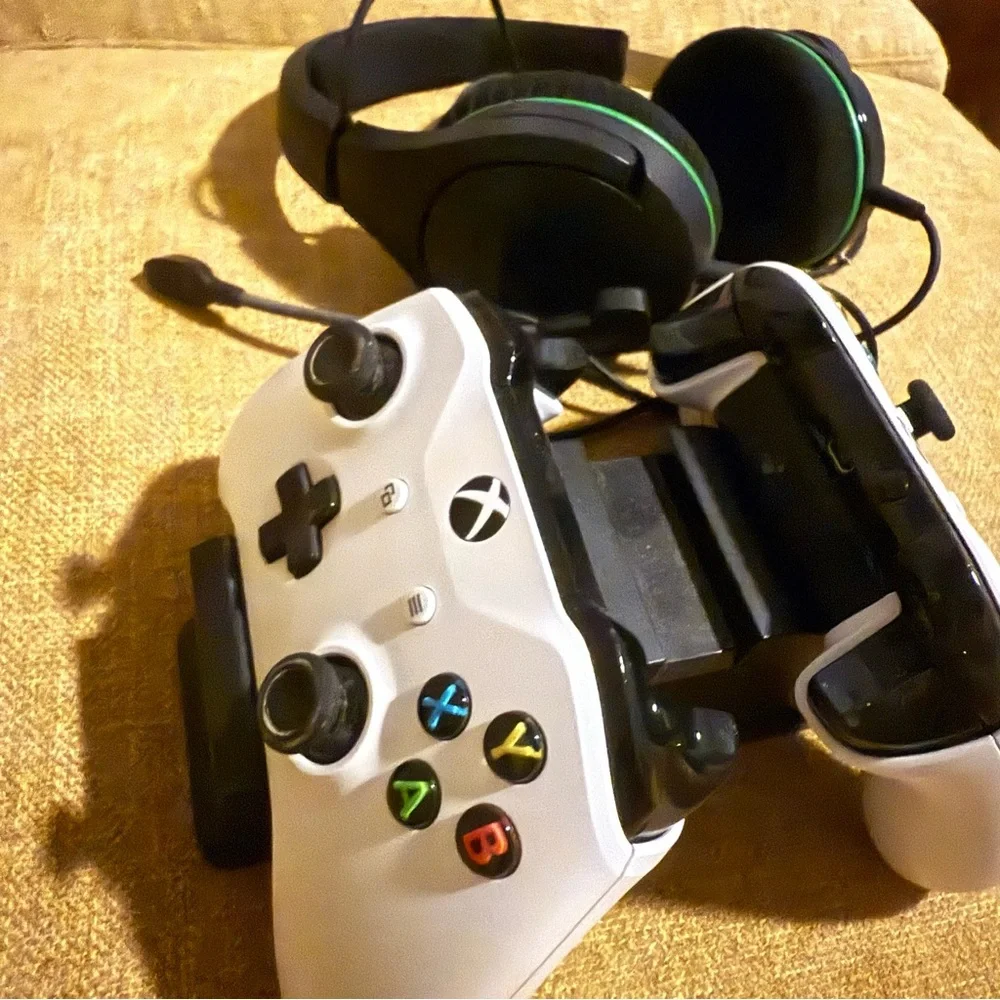 Xbox Series S with two Rechargeable Controllers and headset